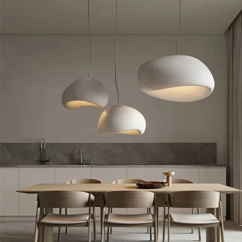 Suspension Wabi – Lumière douce, âme nordique