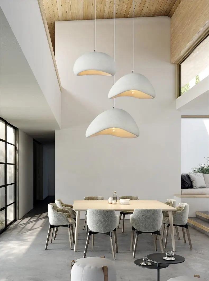Suspension Wabi – Lumière douce, âme nordique