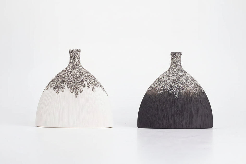 Vase Céramique Flocon – Contraste saisissant, texture givrée