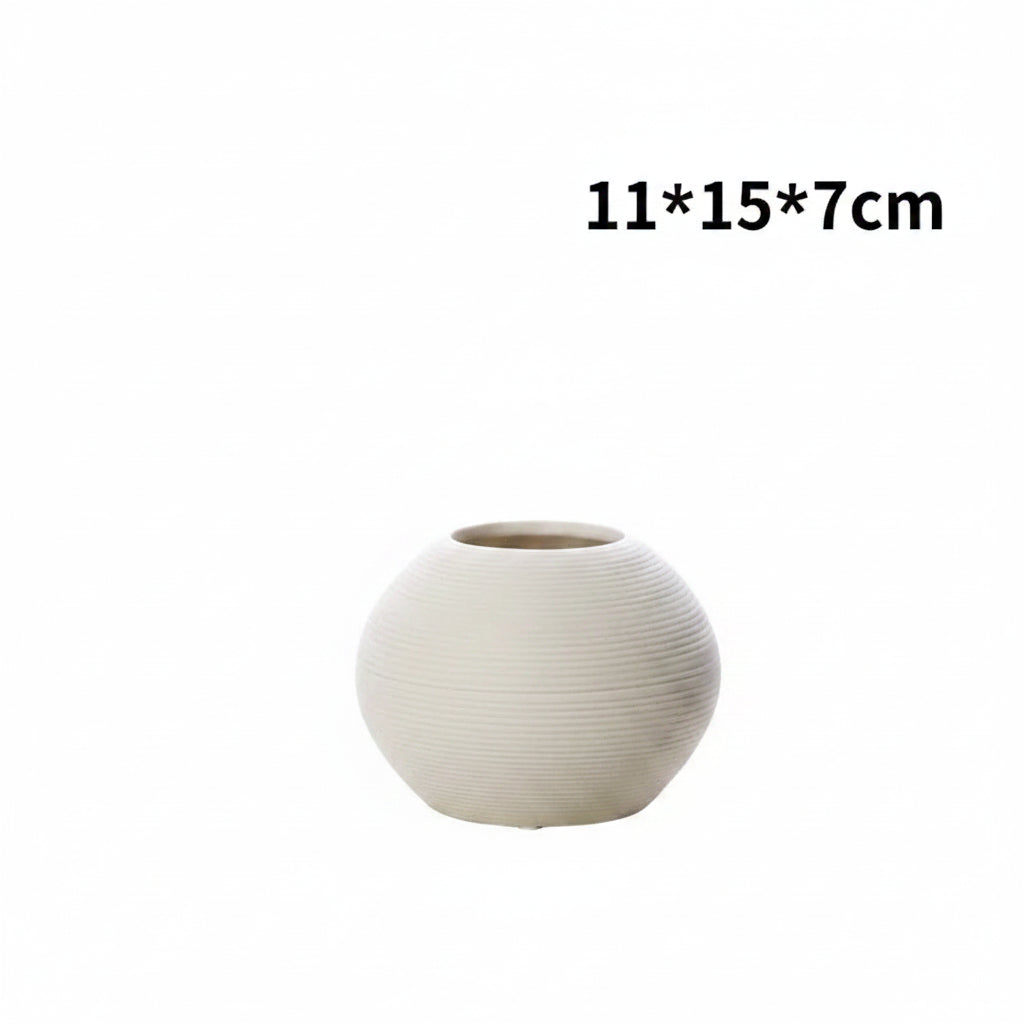 Vase Céramique Blanc Brossé – Pureté sculpturale, esprit nordique