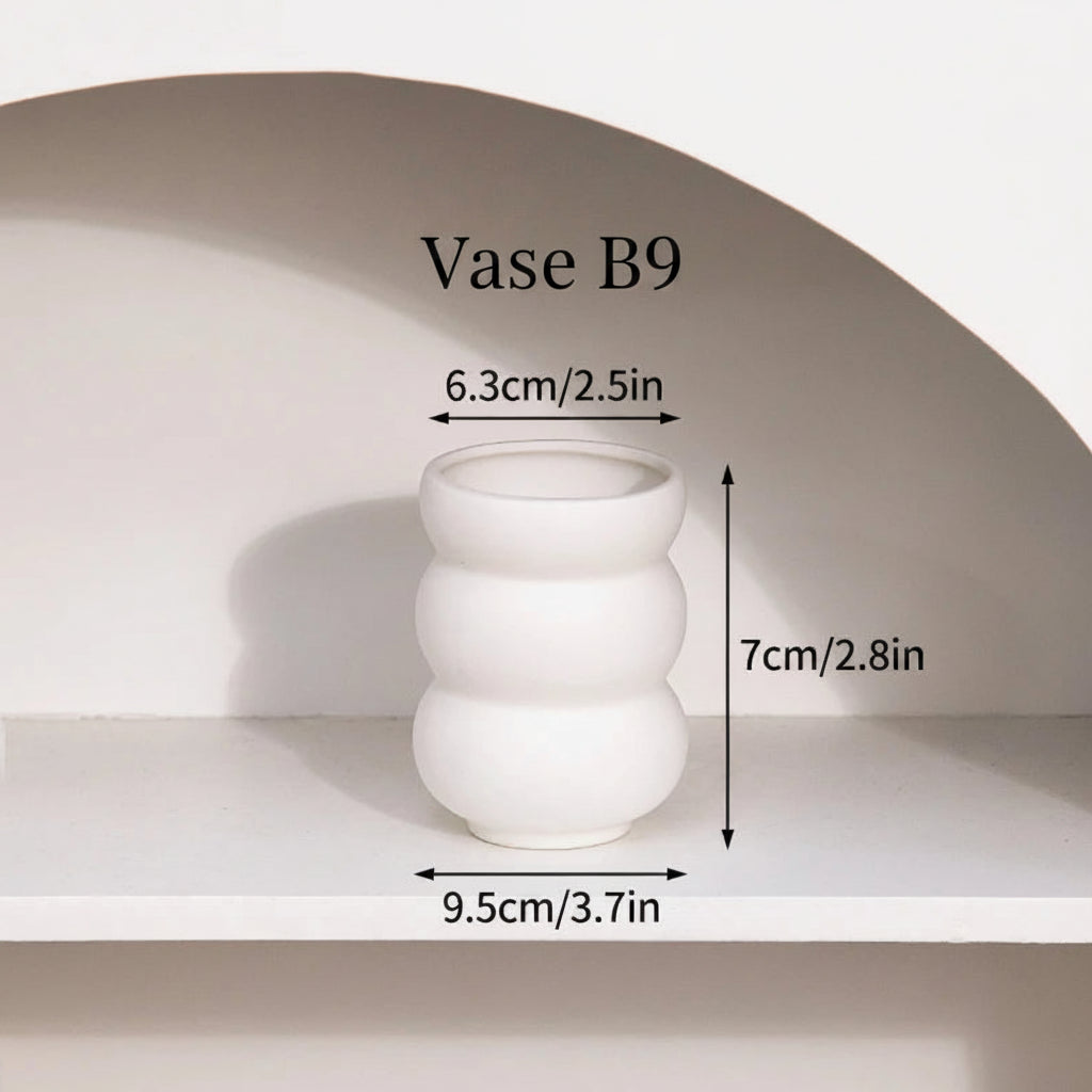 Vase Céramique Rétro – Formes rondes, âme douce