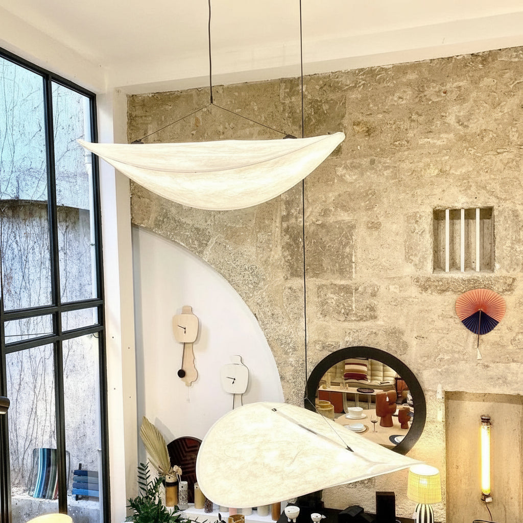 Suspension Tyvek – Légèreté sculpturale, esprit japonais