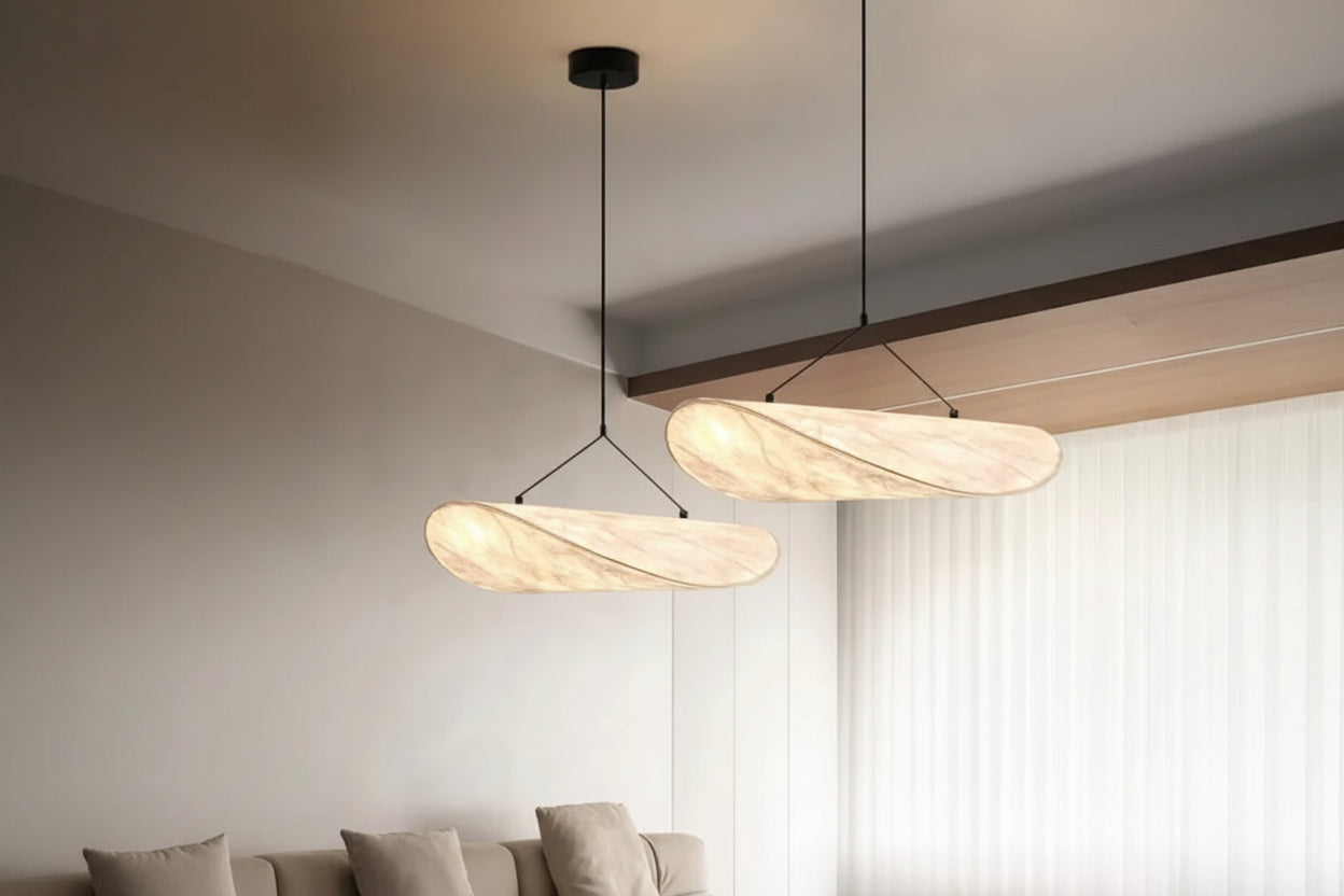Suspension Tyvek – Légèreté sculpturale, esprit japonais
